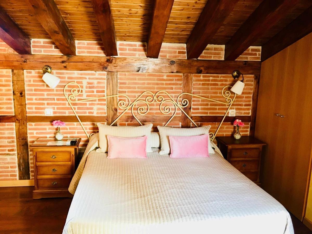 Hostal Segovia Adults Only Luaran gambar
