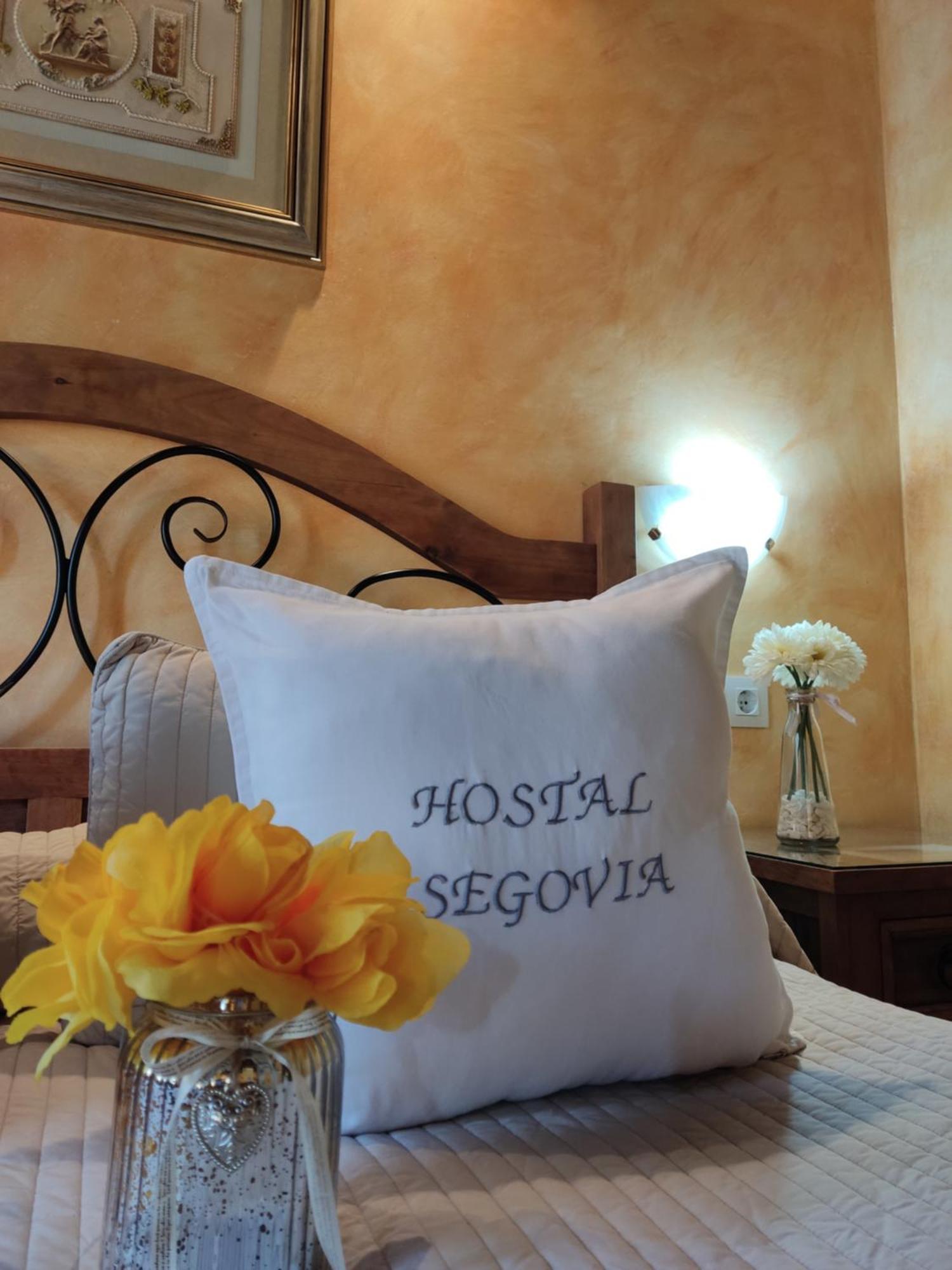 Hostal Segovia Adults Only Hotel Bilik gambar