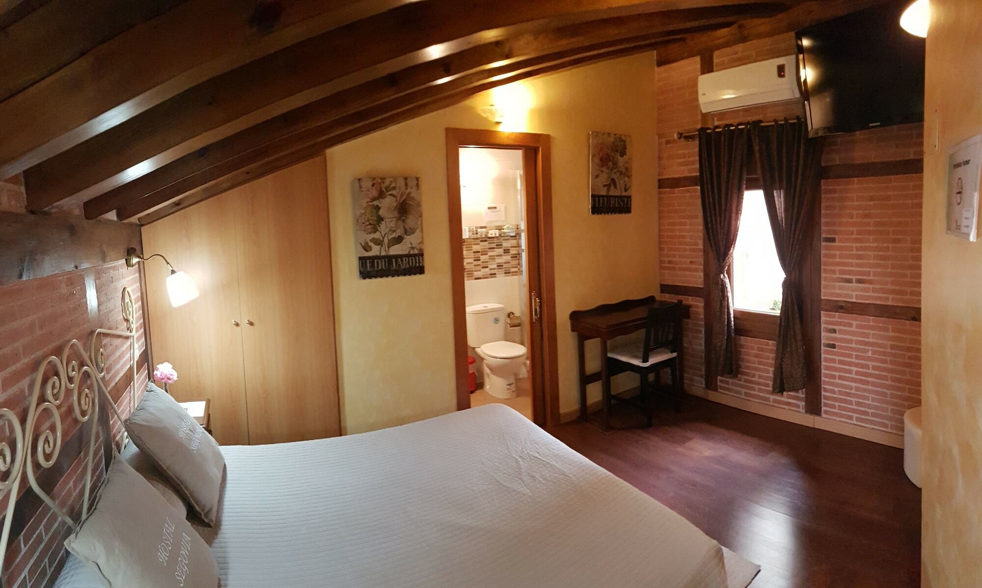 Hostal Segovia Adults Only Hotel Luaran gambar